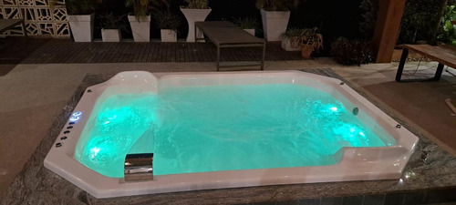 Spa Vancouver 2,20x2,90 Com Aquecedor+cromo+ozonio+filtro