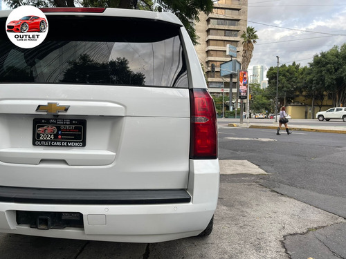 Chevrolet Suburban 5.4 Ls Tela At