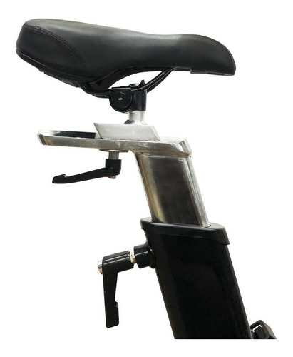 Bicicleta fija Ranbak RAN-190 para spinning color negro y rojo