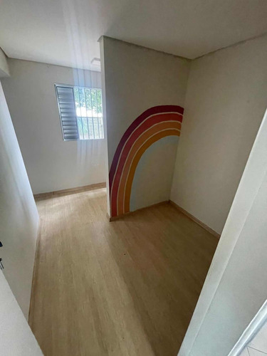 Apto Com 2 Dorm E 1 Banheiro!