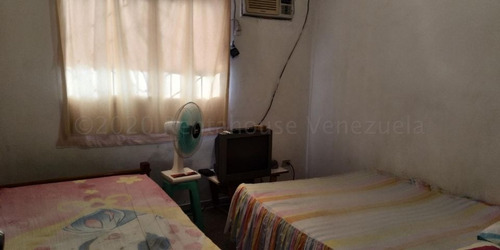 Imagen 10 de 30 de Casa En Venta En El Trigal Cabudare Lara 0-4-2-4-5-9-3-7-5-4-2 Rent-a-house Centro Occidente Mls Código: 22-24439