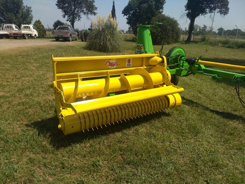 Cosechadora De Forrajes Modelo Cnf 2352
