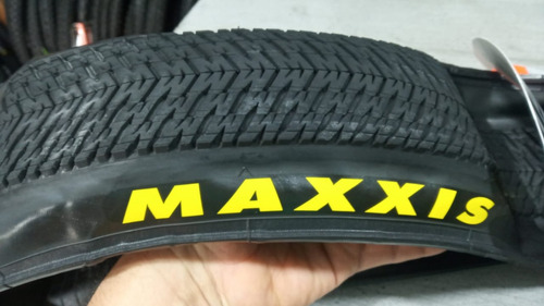 Imagen 3 de 7 de Llanta Maxxis Dth 26*2.30 / Plegable Con Kevlar/ 60 Tpi