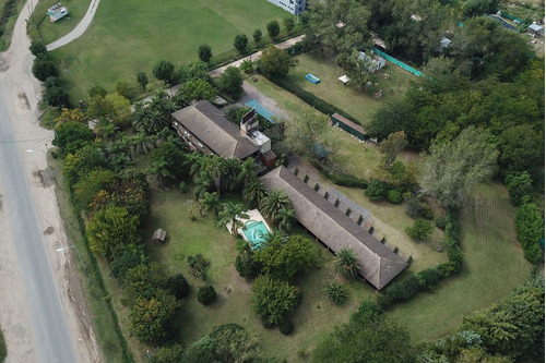 Venta De Hotel 20 Hab Con Parque Y Pileta En Pilar