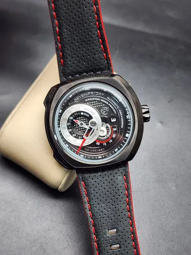 Reloj sevenfriday online aisi 316l