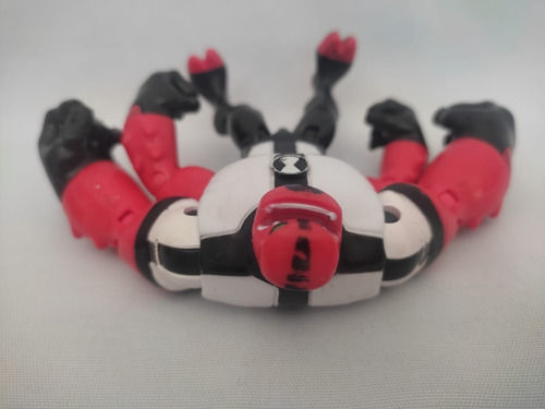 Imagen 2 de 5 de Cuatro Brazos Alien Ben 10 Playmates