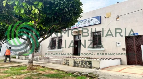 Casa En Venta En Sotomayor. Cod V61059