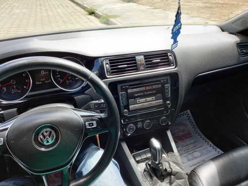 Imagem 4 de 12 de Volkswagen Jetta 2015 2.0 Tsi Highline 4p