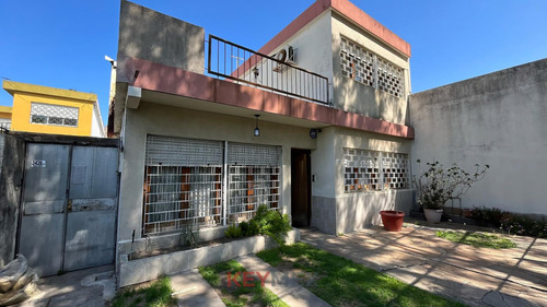 Venta Casa Y  Apartamento En Buceo. Padrón Único 350mts