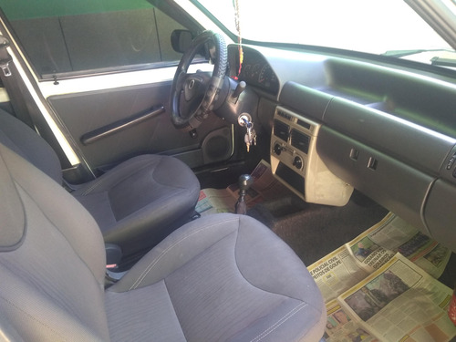 Fiat Uno mille 1.0 Fire Flex 5p