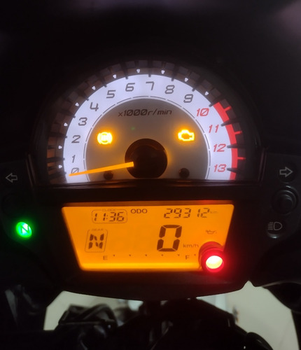 Imagen 4 de 5 de Kawasaki Versys 650 Modelo: 2017´ Con Accesorios Impecable.!