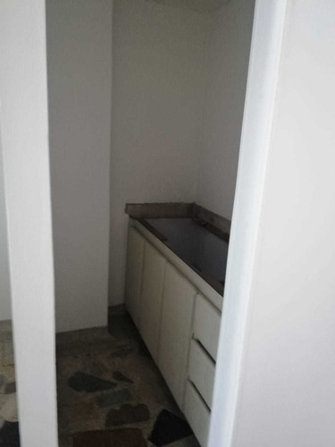 Imagen 16 de 17 de Edificio En Arriendo En Bogotá Bellavista Occidental. Cod 101670