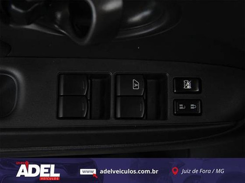 Nissan Versa 1.6 16V FLEX V-DRIVE PLUS XTRONIC