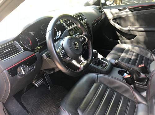 Volkswagen Vento 2.0 Gli