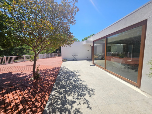 Tejada Con Niveles 4dort+4baños+10estc+bod+gy+piscina+jardin