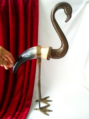 44cms Alto, Bonita Figura De Ave, Bronce, Latón Y Cuerno