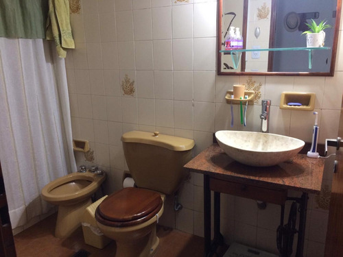Imagen 8 de 14 de Venta De Casa En Burzaco