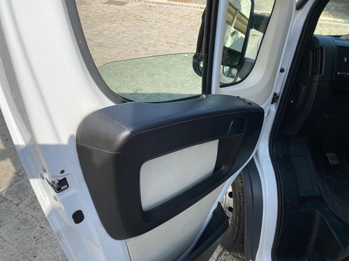 Imagen 14 de 15 de Fiat Ducato 2017 2.3 11.5 Cargo Van Mt