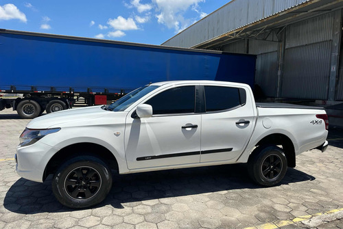 Mitsubishi L200 2.4 Triton Sport Gl Cab. Dupla 4x4 4p
