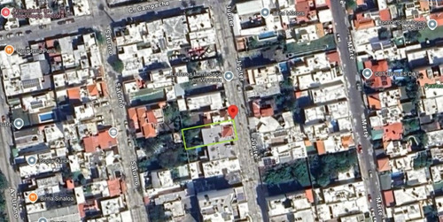 Propiedad Con Cochera Cerrada Para 2 Autos. Cuenta Con Amplias Recámaras Y Patio Trasero. A Dos Cuadras De Uvm Veracruz Y A Sólo 5 Minutos De Walmart, Costco, The Home Depot Y Office Depot. Muy C