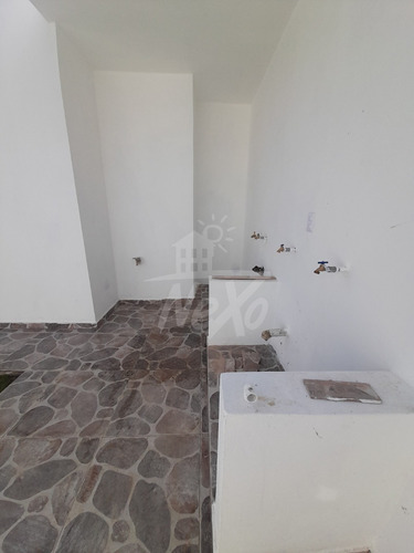 Imagen 18 de 30 de Casa A Estrenar En Residencial Cerrado, Santiago (hfc-212)