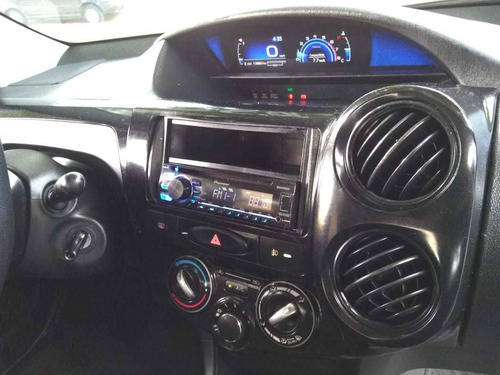Toyota Etios Sedan X 1.5 Flex 2017 Prata Completo Oferta!!