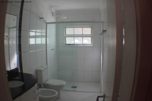 Imagem 14 de 15 de Casa Para Temporada Em Itapema, Meia Praia, 5 Dormitórios, 1 Suíte, 5 Banheiros, 4 Vagas - Ca303120_1-821798