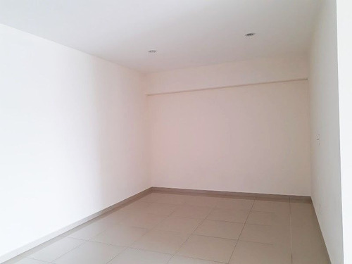 Imagen 7 de 23 de Renta Departamento En Vía Santa Fé, A Unos Pasos De La Iber