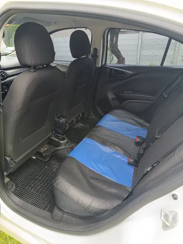 Fiat Cronos Drive 1.3 Nafta/gnc