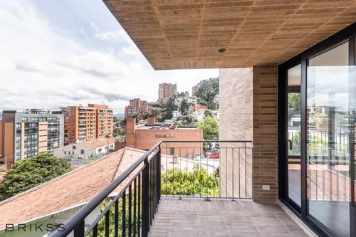 Apartamento En Venta En El Refugio-chapinero. Cod V715