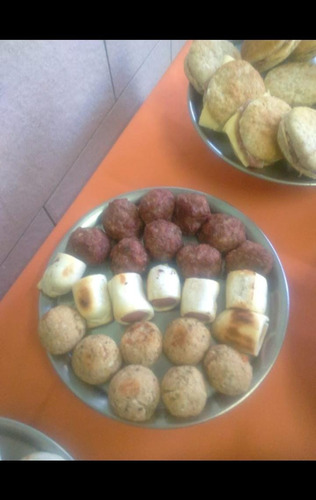 Servicio De Lunch Para 10 Personas.