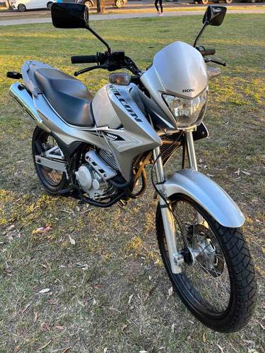 Honda Nx 400