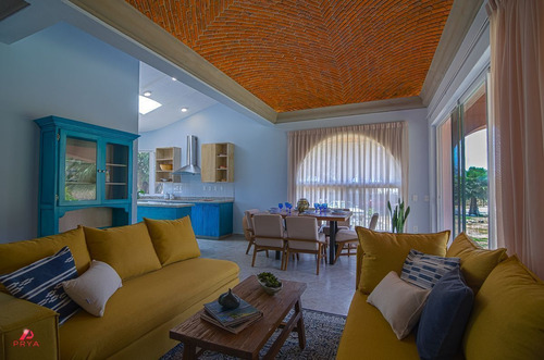 Garden House En Venta En Ajijic, Jalisco.