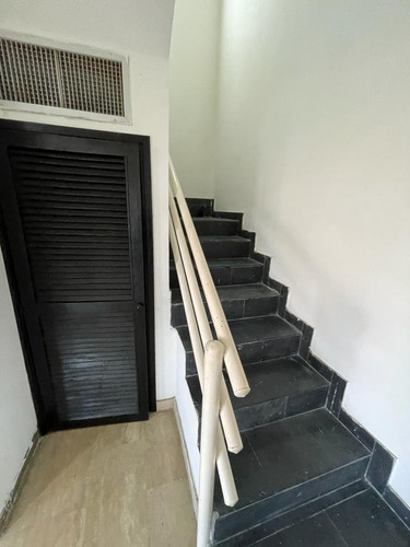 Imagen 5 de 15 de Eaa-252 Zona Norte. Alquiler Apartamento En Edificio Camila. Sector Bellas Artes