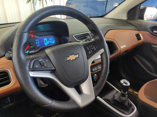 Imagem 9 de 15 de Chevrolet Onix Hatch Activ 1.4 8v Flex 5p Mec 2017