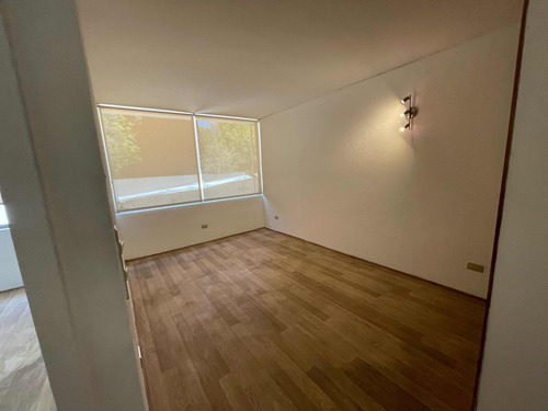 La Concepción 80, Pasos Av.providencia , Dpto 1d-1b,
