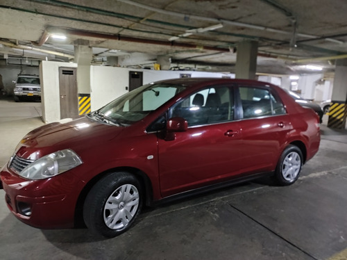 Nissan Tiida 1.8 Emotion 5 p