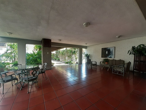 Imagen 14 de 17 de Apartamento En Venta Res. Cantarrana, Avenida Lara