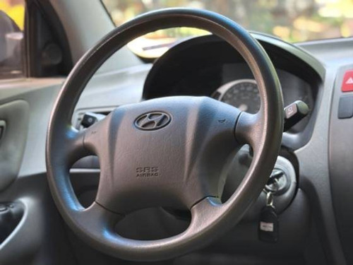 Hyundai Tucson 2.0 MPFI GLS 16V 143CV 2WD FLEX 4P AUTOMÁTICO
