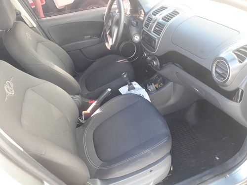 Fiat Grand Siena Attractive 1.4 Evo Fire Flex 8v 2016/2017