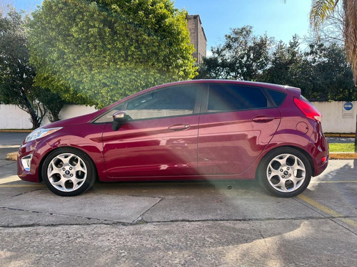 Imagen 2 de 18 de Ford Fiesta Fiesta Kinetic