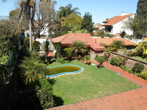 Martinez | Chalet 6 Ambientes | 404m2 Cub