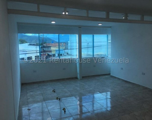 Imagen 14 de 30 de Local Comercial En Alquiler Centro Este Barquisimemeto,no Falta Suministro Eléctrico, Zona Cerca Hospital Y Avenida Carabobo, Aire Acondicionado, Baño. Contacto 0424-5620928 Flex 22-1790 Z05