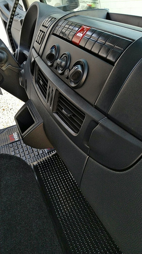 Imagen 19 de 23 de Iveco New Tector 280