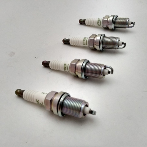 Imagen 2 de 11 de Bujia Ngk Honda Accord V Vi Crv Prelude 2.0 2.2 2.3 (x4pzs)