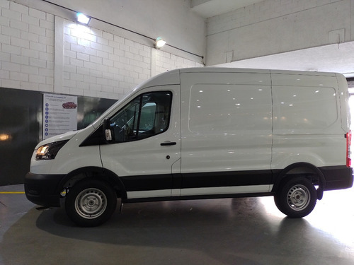 Imagen 3 de 25 de Ford Transit 2.2 Furgón Medio Techo Elevado Venta Directa (f