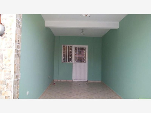 Imagen 2 de 10 de Casa Sola En Renta Rincón De Los Arcos