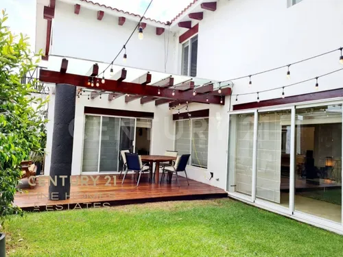 Venta De Casa En La Vista Country Club, Atlixcáyotl, Puebla, De 3 Recámaras
