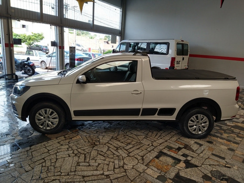 Imagem 4 de 15 de Volkswagen Saveiro 2018 1.6 Pepper Cab. Dupla Total Flex 2p