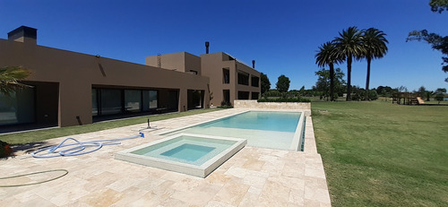 Imagen 2 de 9 de Construcciones, Casas, Industrial, Rural, Galpones, Piscina